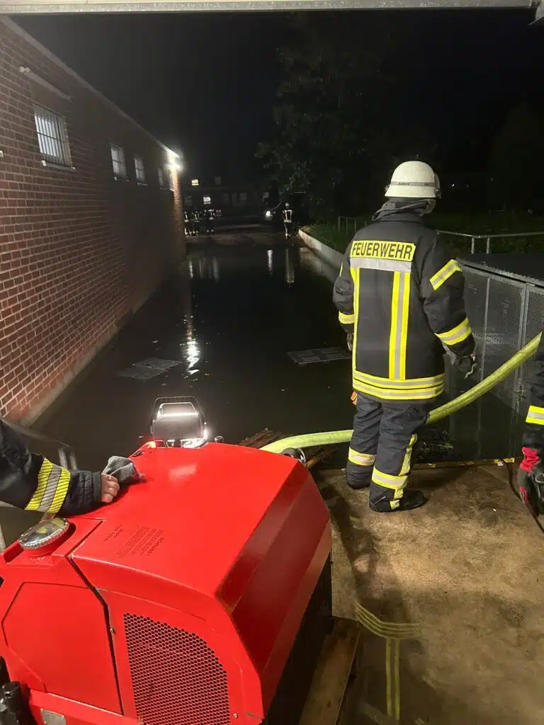 Laderampe vollgelaufen mit Wasser